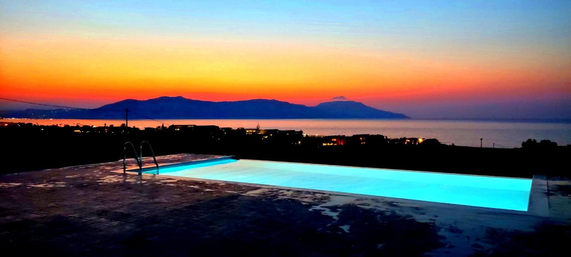 Blue Harmony Villa Dhrámia Exteriör bild